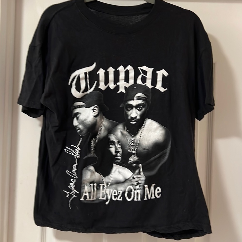 VTG - 2pac T- Shirt - Adult Small - All Eyes On Me - Like New